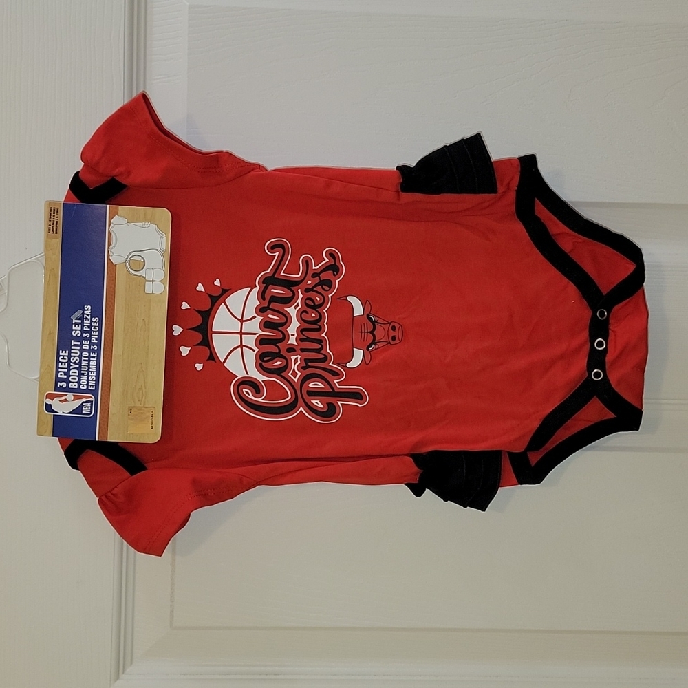 Chicago Bulls Basketball Infant Onsie Bodysuit 3 PCS Size 9-12 Month - Picture 5 of 12